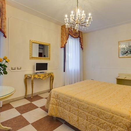 Hotel Bernardi Semenzato Velence Kültér fotó