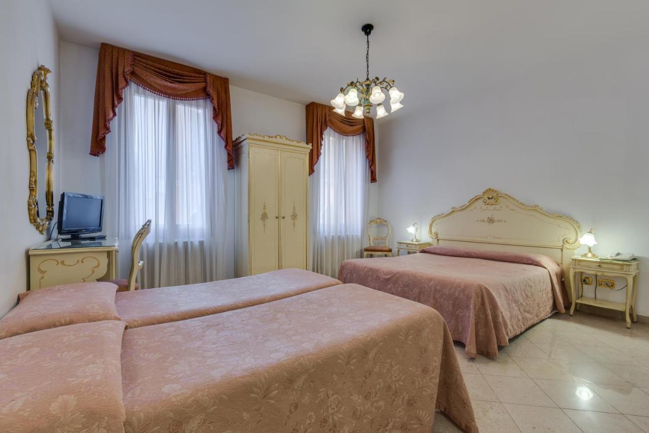 Hotel Bernardi Semenzato Velence Kültér fotó